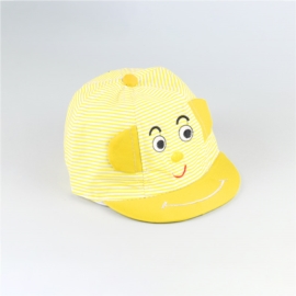 Dziecięca czapka z daszkiem - CDZW03